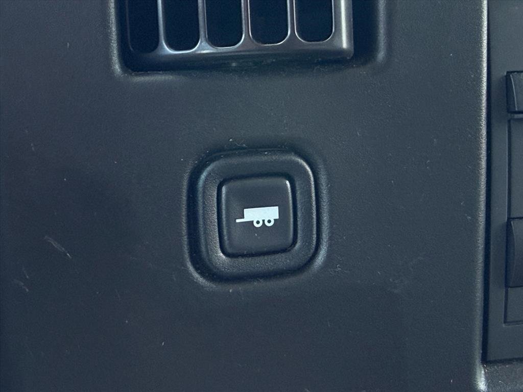 Used 2024 Chevrolet Express 2500 Work Van w/ Driver Convenience Package image 23