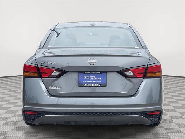 Used 2025 Nissan Altima 2.5 SV FWD image 8