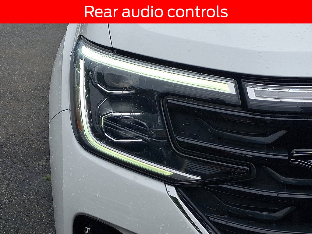 Used 2024 Volkswagen Atlas Cross Sport SEL Premium R-Line AWD/4WD image 9