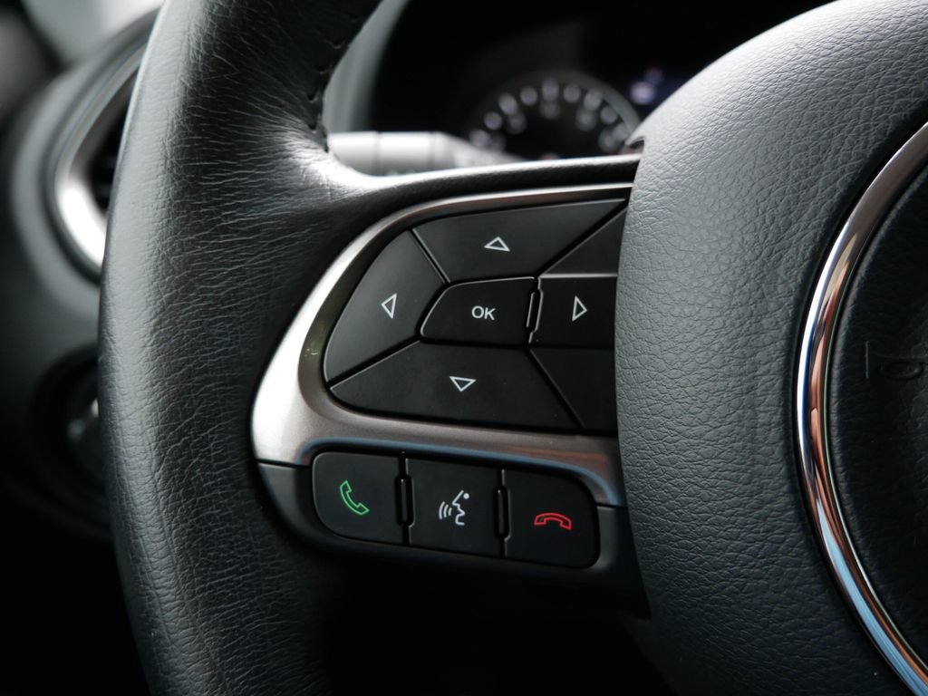 Used 2021 Jeep Renegade Limited AWD/4WD image 18