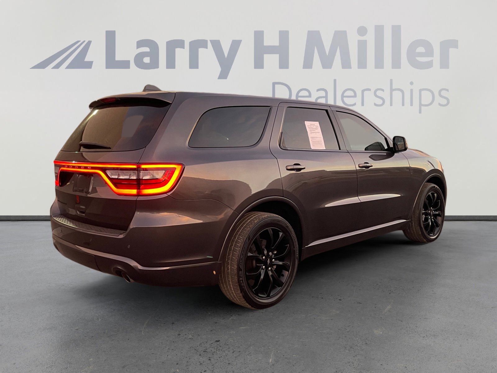 Used 2020 Dodge Durango SXT image 5