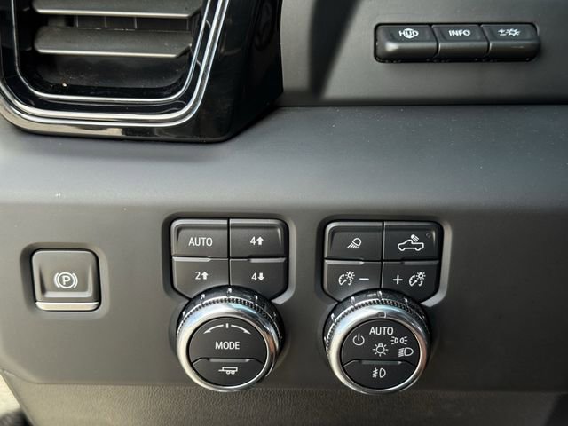 Used 2023 GMC Sierra 1500 AT4 w/ AT4 Premium Package image 23