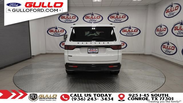 Used 2023 Jeep Wagoneer Series II image 4