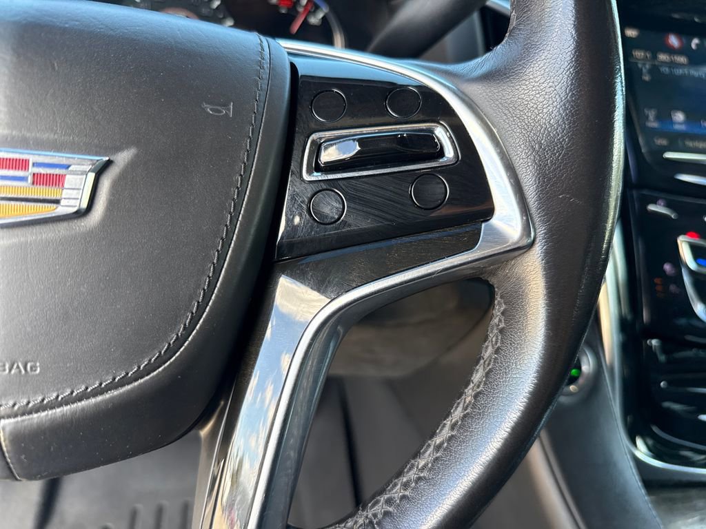 Used 2020 Cadillac Escalade ESV Platinum w/ Escalade Sport Edition image 17