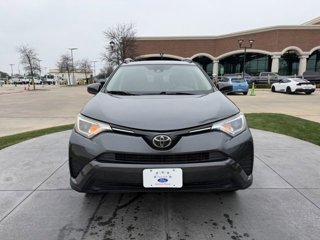 Used 2018 Toyota RAV4 LE image 5