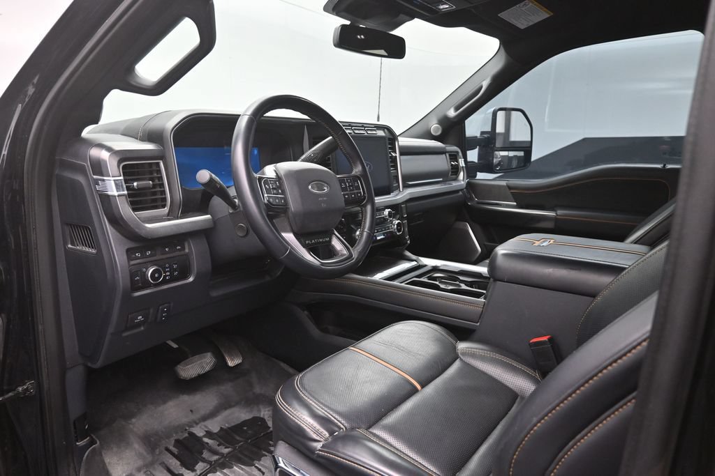 Certified 2024 Ford F350 Platinum w/ FX4 Off-Road Package AWD/4WD image 19