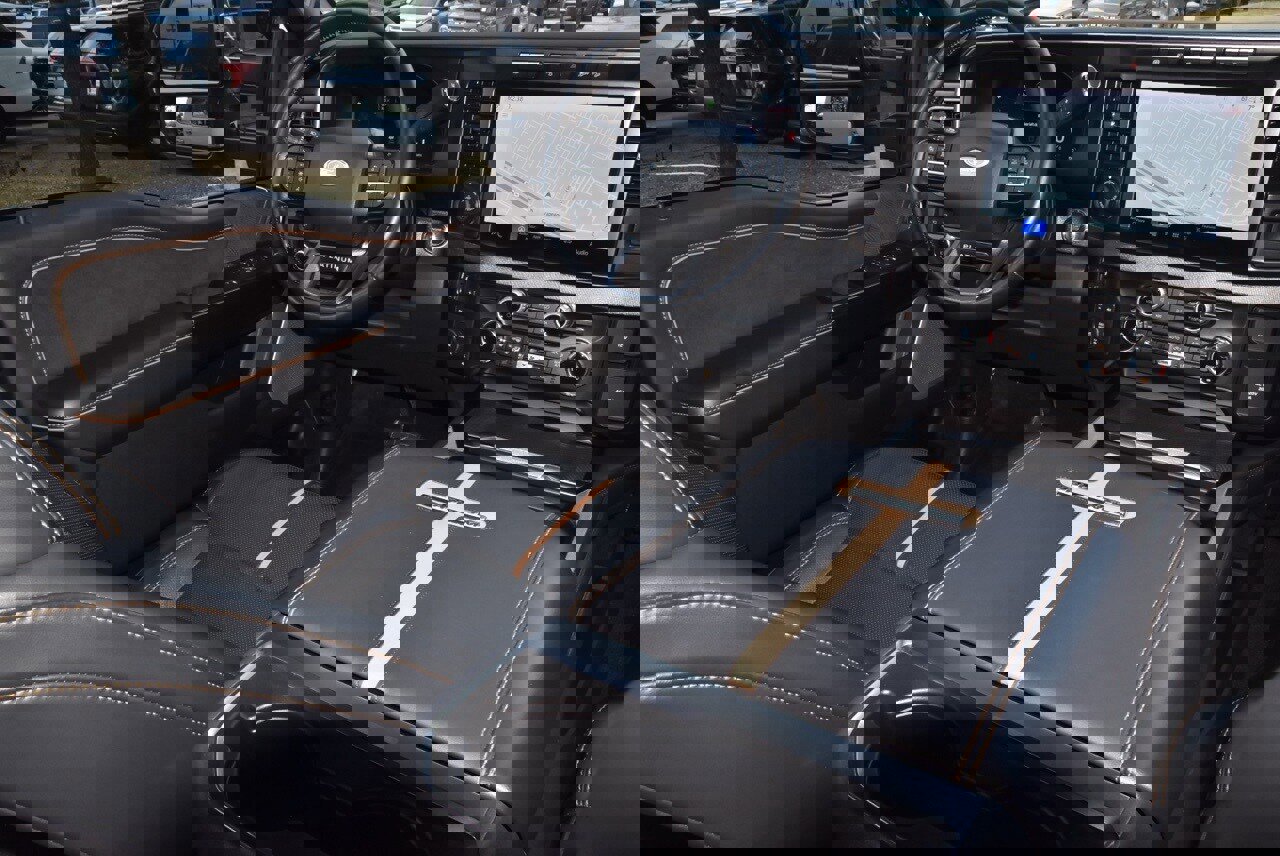 Certified 2024 Ford F250 Platinum image 17