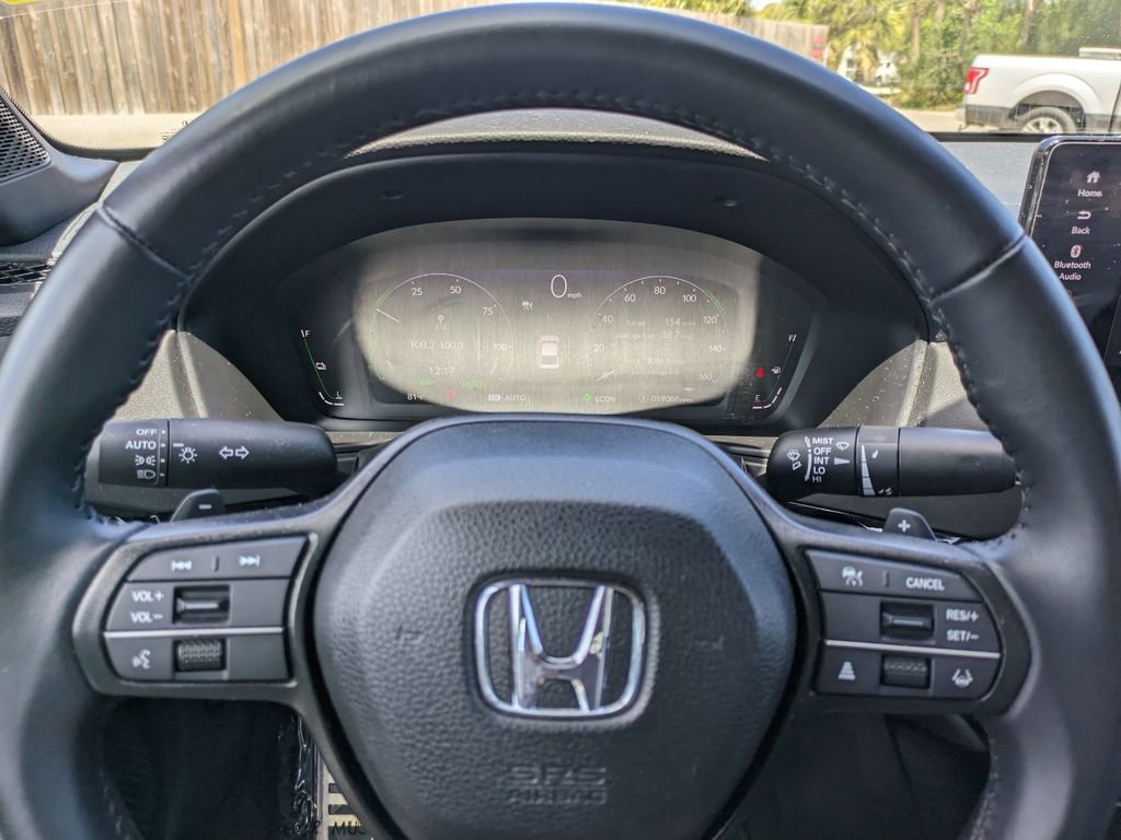 Used 2025 Honda Accord Sport image 25