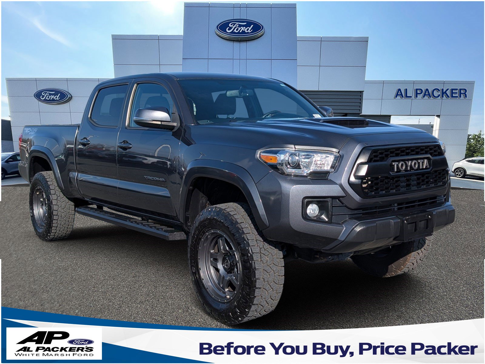 Used 2017 Toyota Tacoma TRD Sport w/ Tow Package image 1