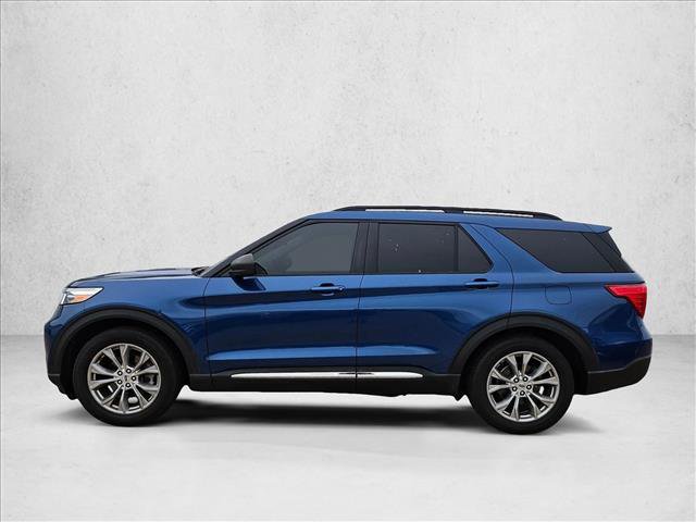 Certified 2021 Ford Explorer XLT w/ Equipment Group 202A RWD image 9