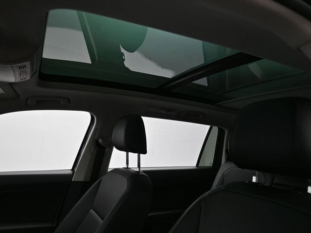 Used 2020 Volkswagen Tiguan SE w/ Panoramic Sunroof Package image 25