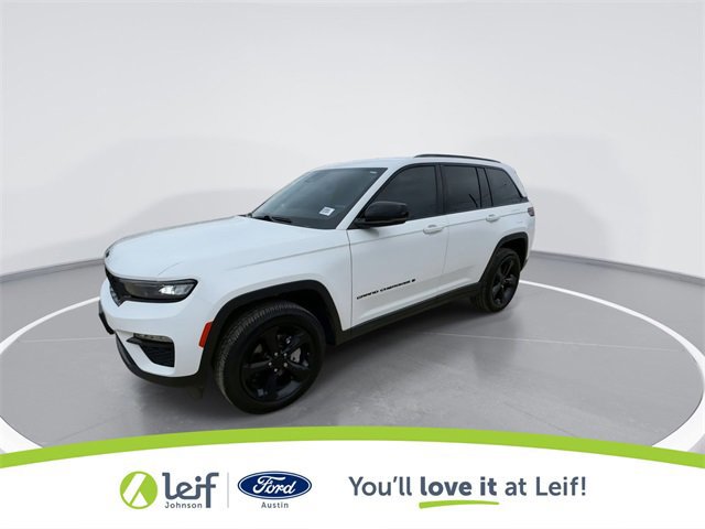 Used 2023 Jeep Grand Cherokee Limited w/ Black Appearance Package image 12