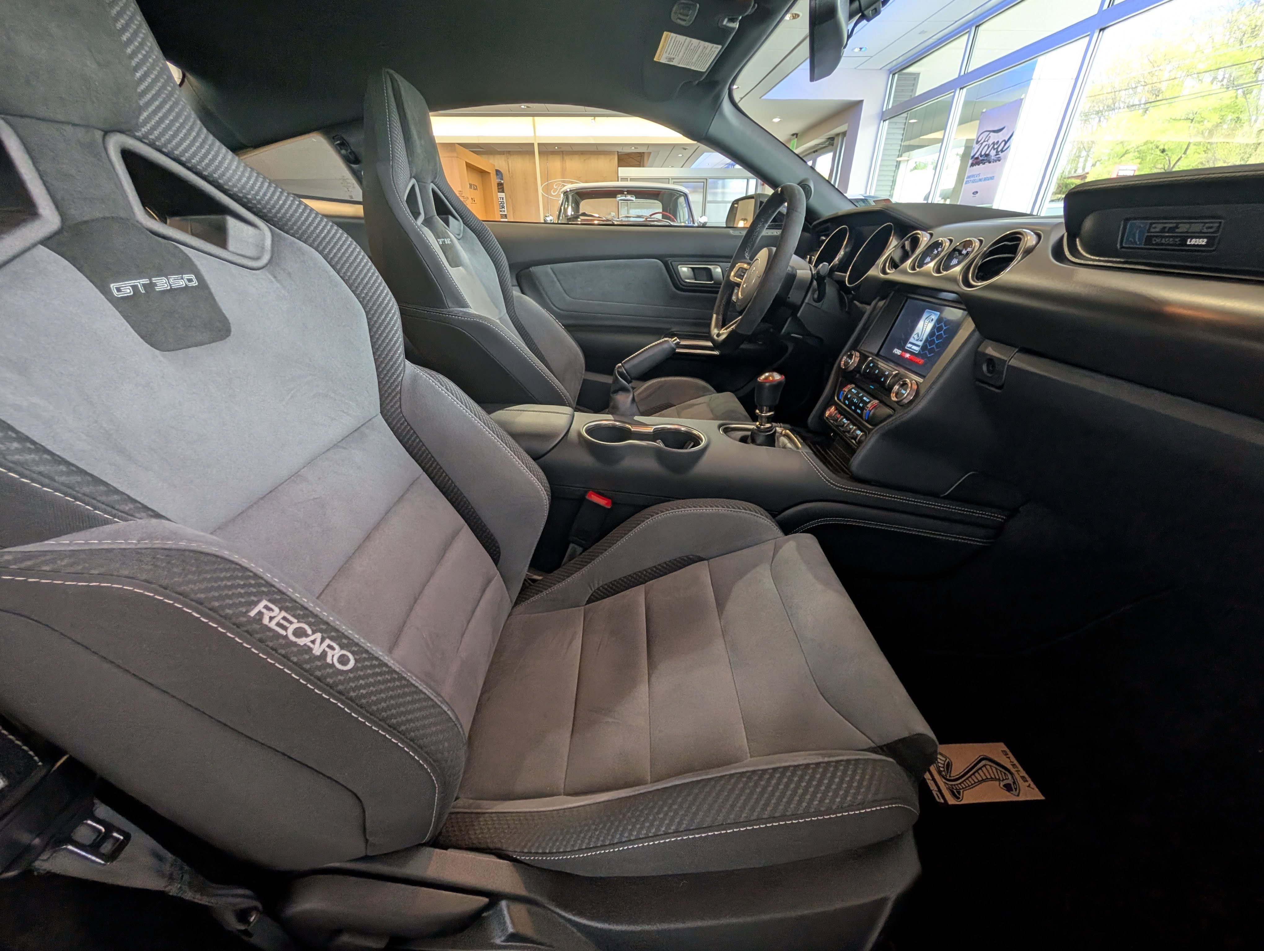 Certified 2020 Ford Mustang Shelby GT350 w/ Technology Package RWD image 8