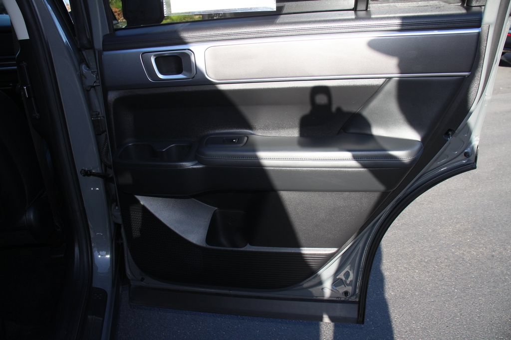 Used 2025 Hyundai Santa Fe SEL FWD image 26