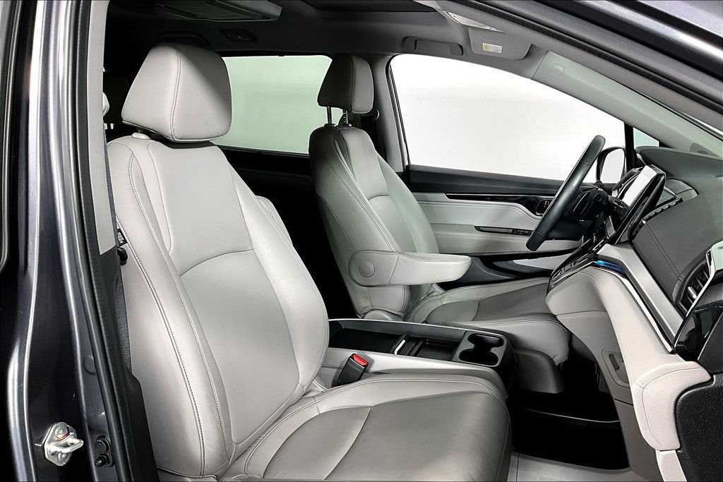 Used 2024 Honda Odyssey Touring image 7