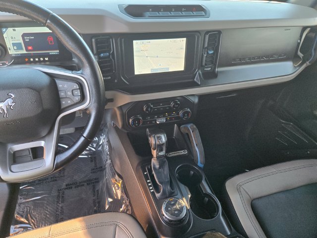 Certified 2022 Ford Bronco Wildtrak AWD/4WD image 17