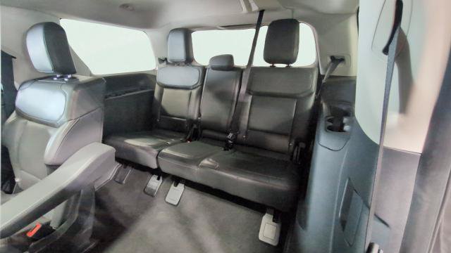 Certified 2025 Ford Expedition Active AWD/4WD image 28