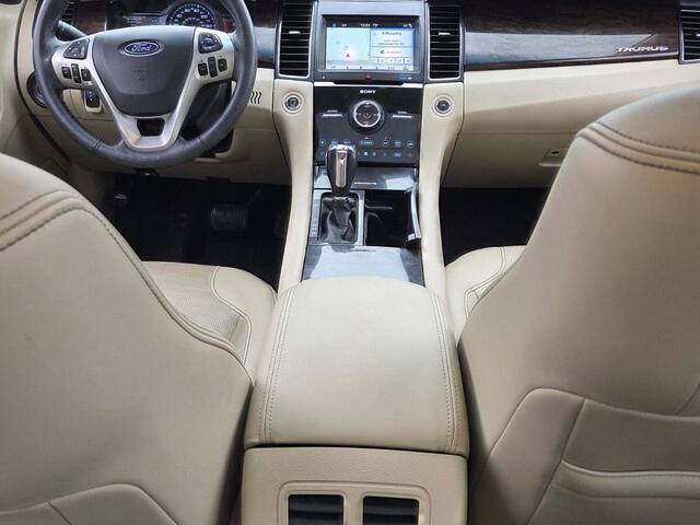 Certified 2019 Ford Taurus Limited FWD image 8