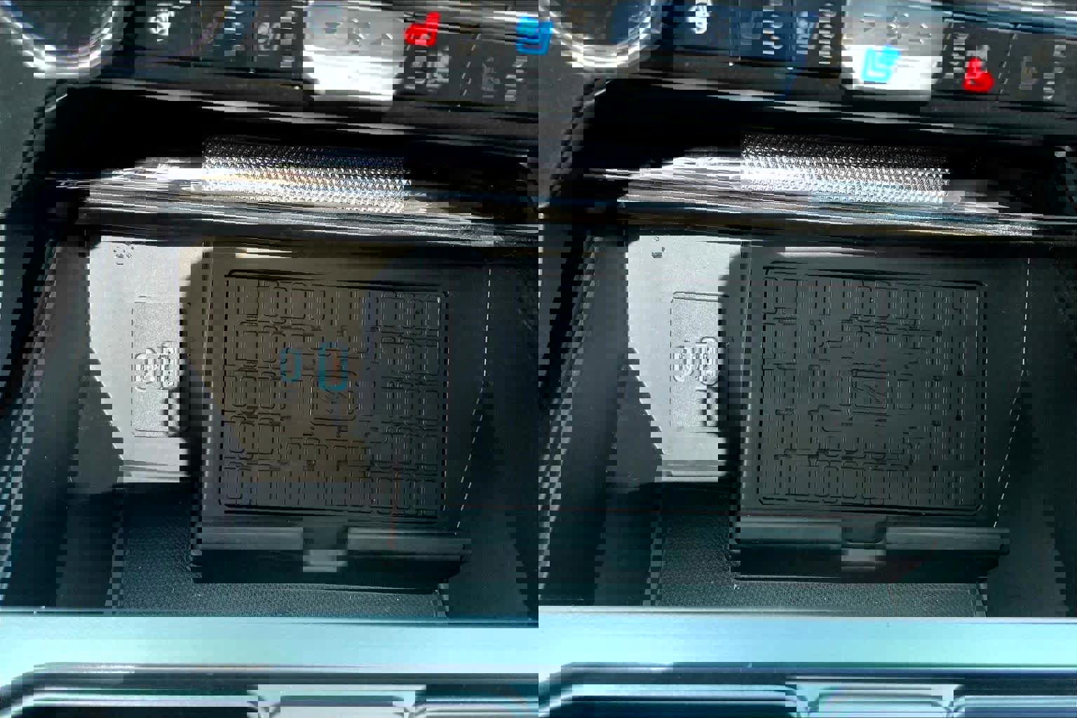 Certified 2024 Ford F150 Raptor AWD/4WD image 35