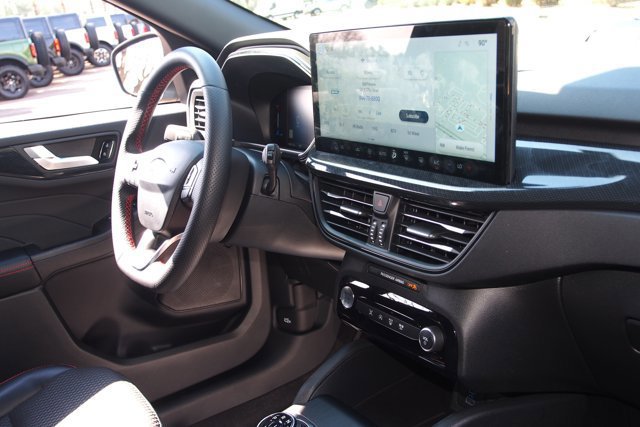 Certified 2023 Ford Escape ST-Line w/ Tech Pack #1 image 10
