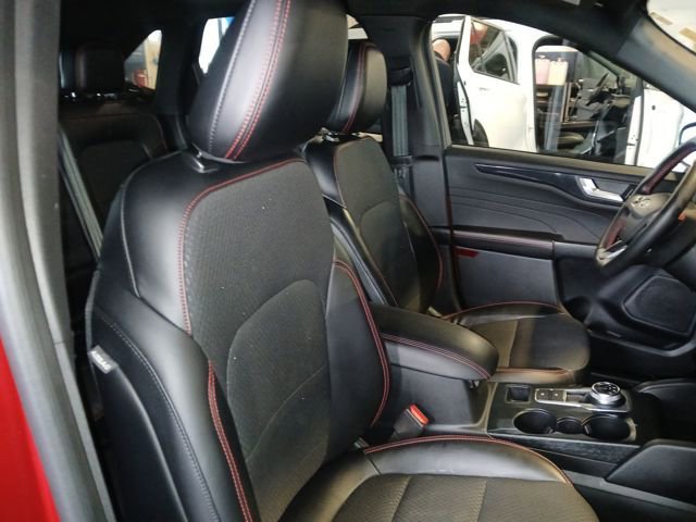 Certified 2023 Ford Escape ST-Line w/ Tech Pack #1 image 59