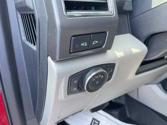 Certified 2022 Ford F250 XLT w/ XLT Premium Package AWD/4WD image 15