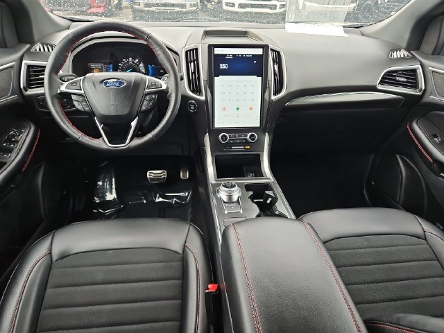 Certified 2024 Ford Edge ST-Line AWD/4WD image 10