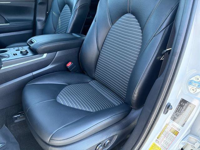 Used 2023 Toyota Highlander XSE AWD/4WD image 17