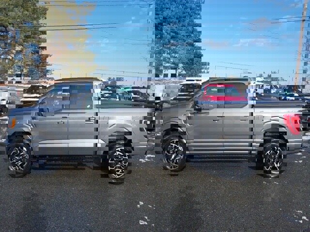 Certified 2022 Ford F150 XLT w/ Equipment Group 301A Mid image 2