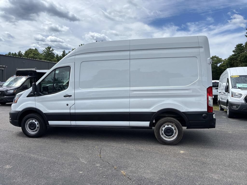 Certified 2024 Ford Transit 250 148 High Roof RWD image 4