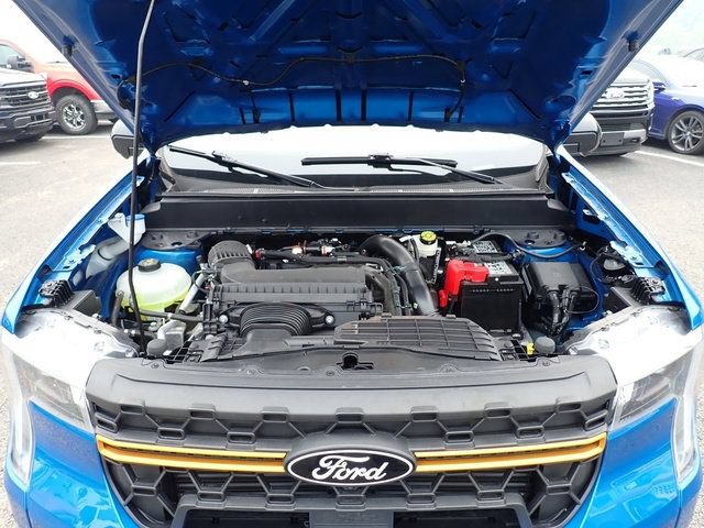 Certified 2025 Ford Maverick Tremor AWD/4WD image 15