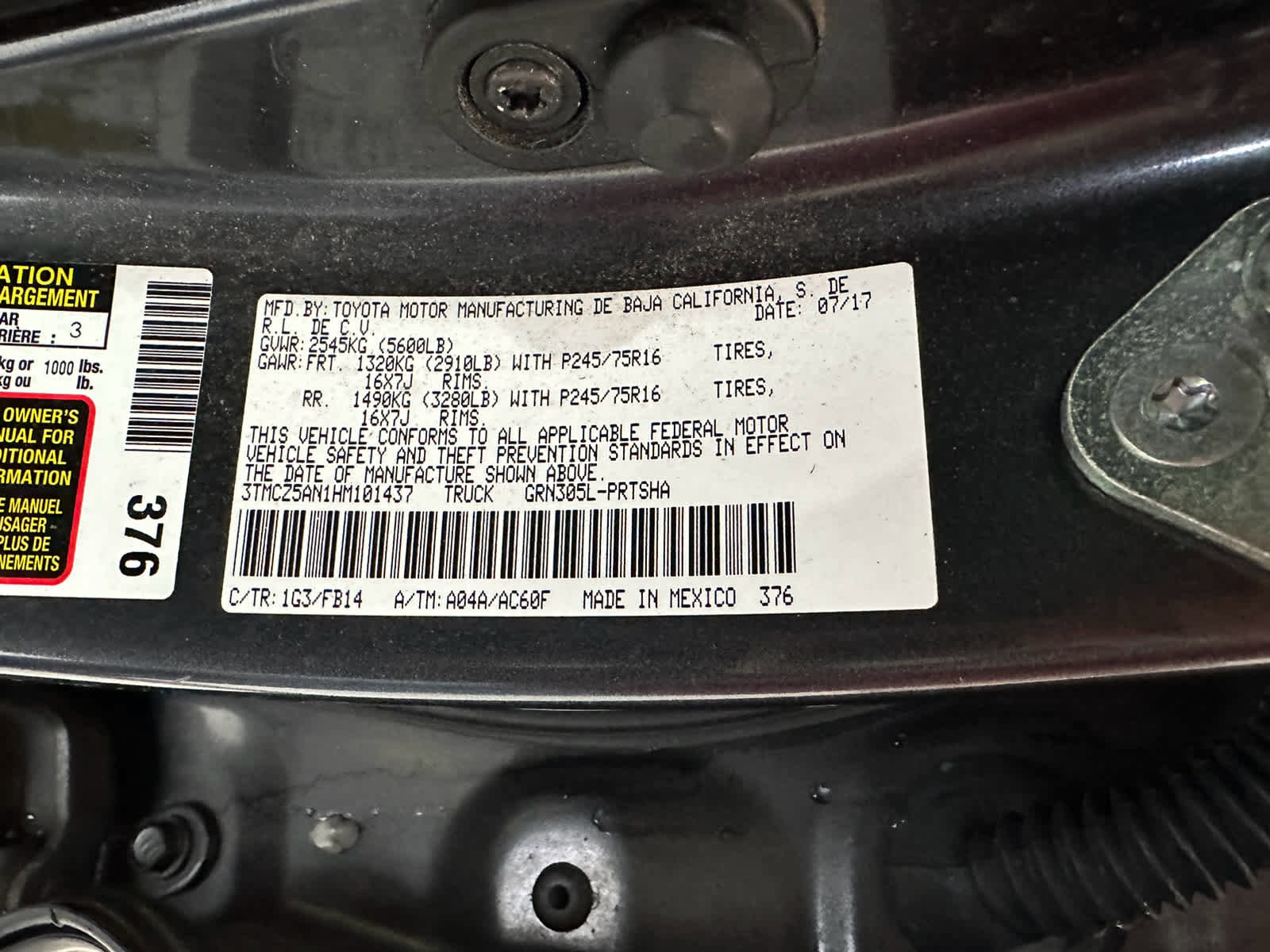 Used 2017 Toyota Tacoma SR w/ Tow Package image 15