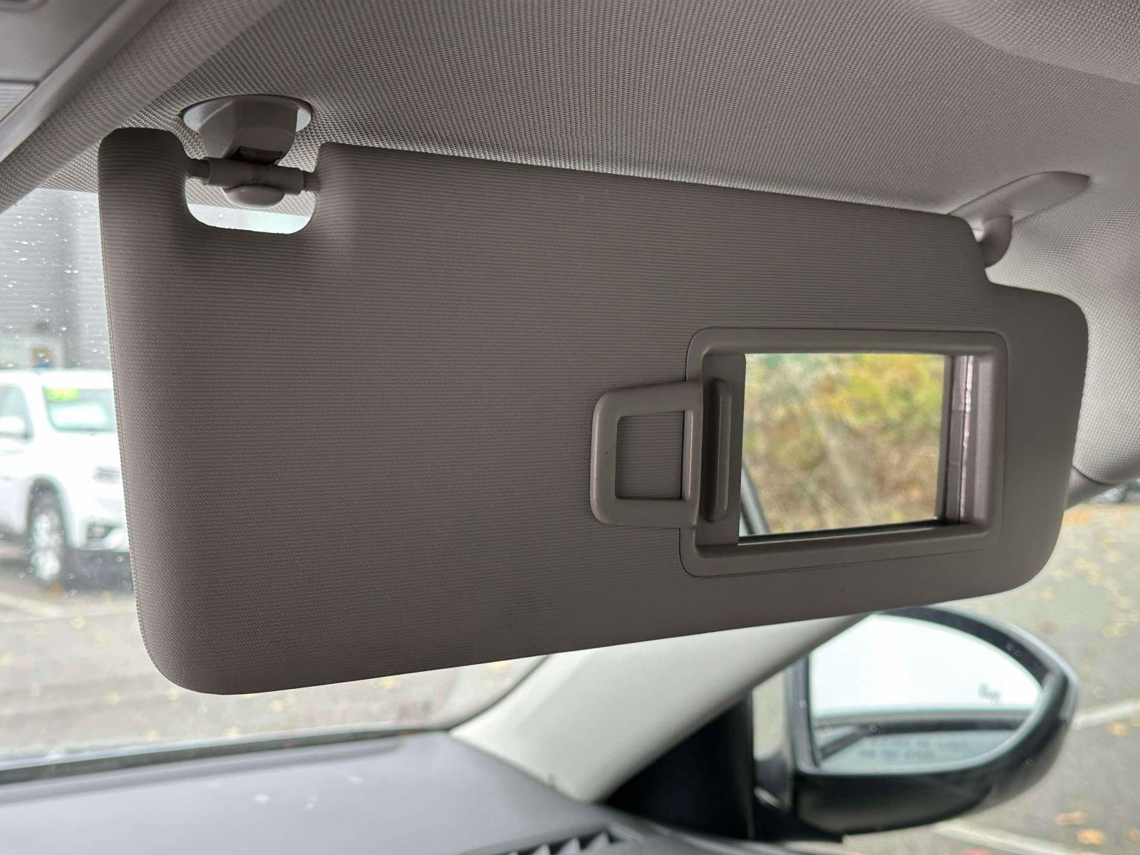 Used 2021 Volkswagen Jetta S image 29