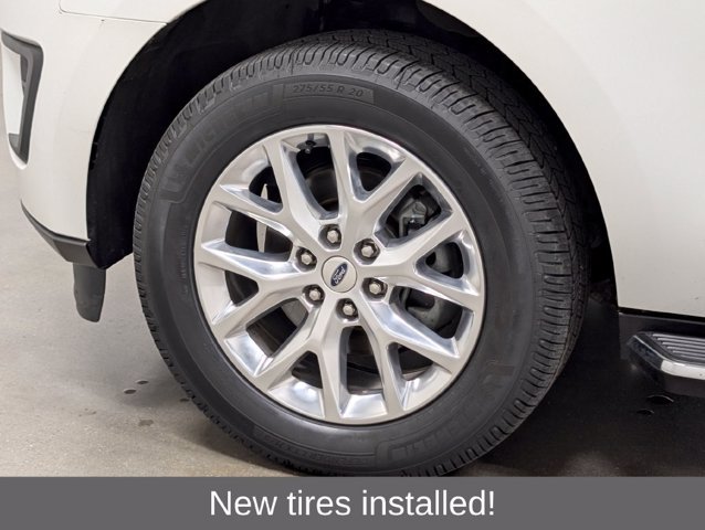 Certified 2021 Ford Expedition XLT AWD/4WD image 2