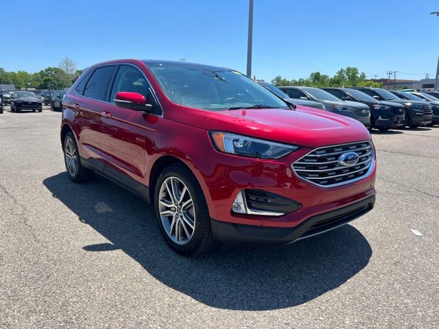 Certified 2024 Ford Edge Titanium AWD/4WD image 3