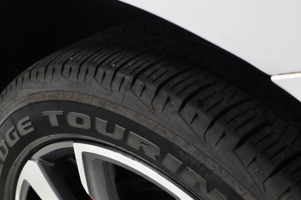 Used 2022 Chevrolet Equinox Premier AWD/4WD image 21