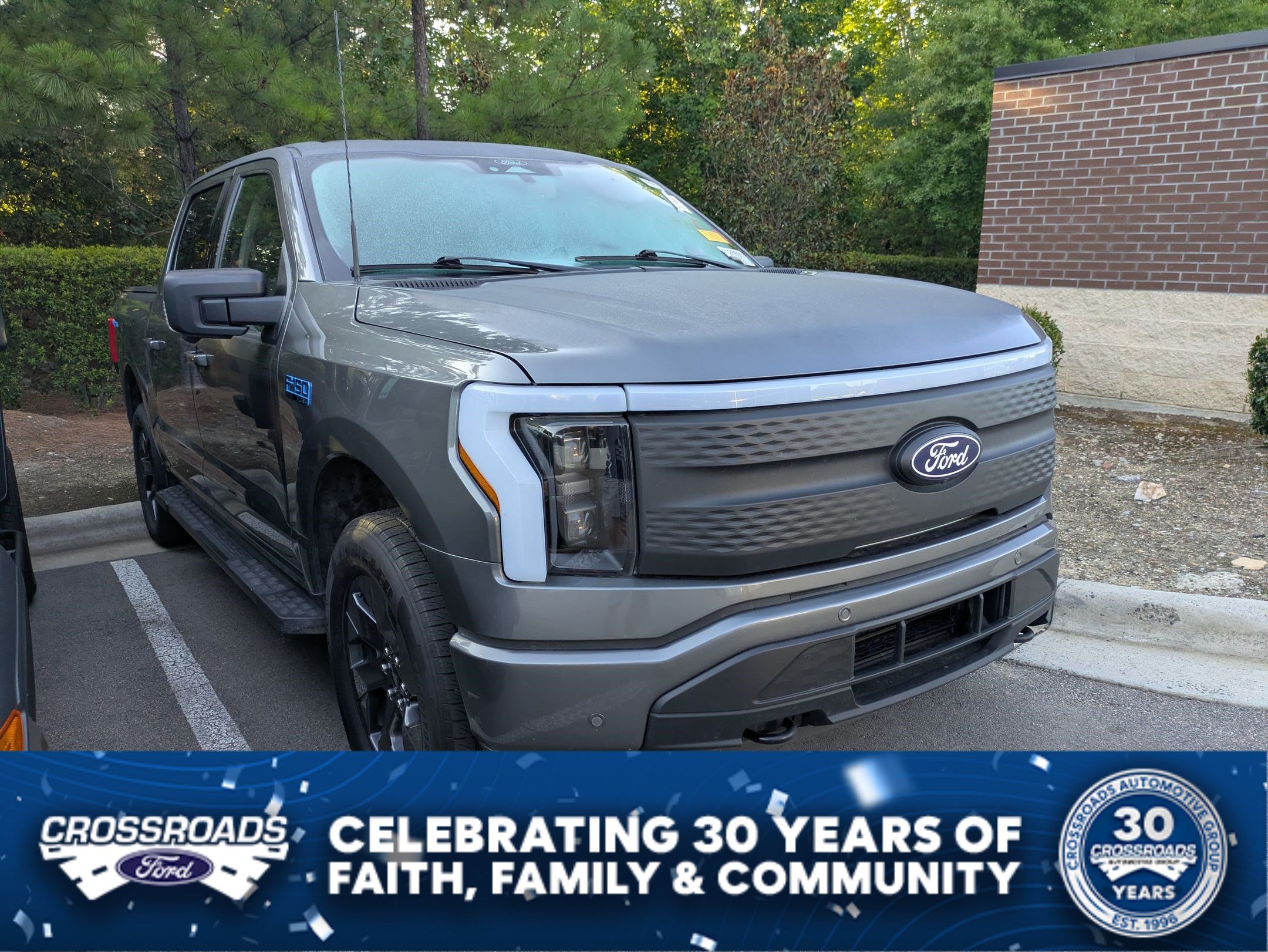 Certified 2025 Ford F150 Lightning Flash AWD/4WD image 1