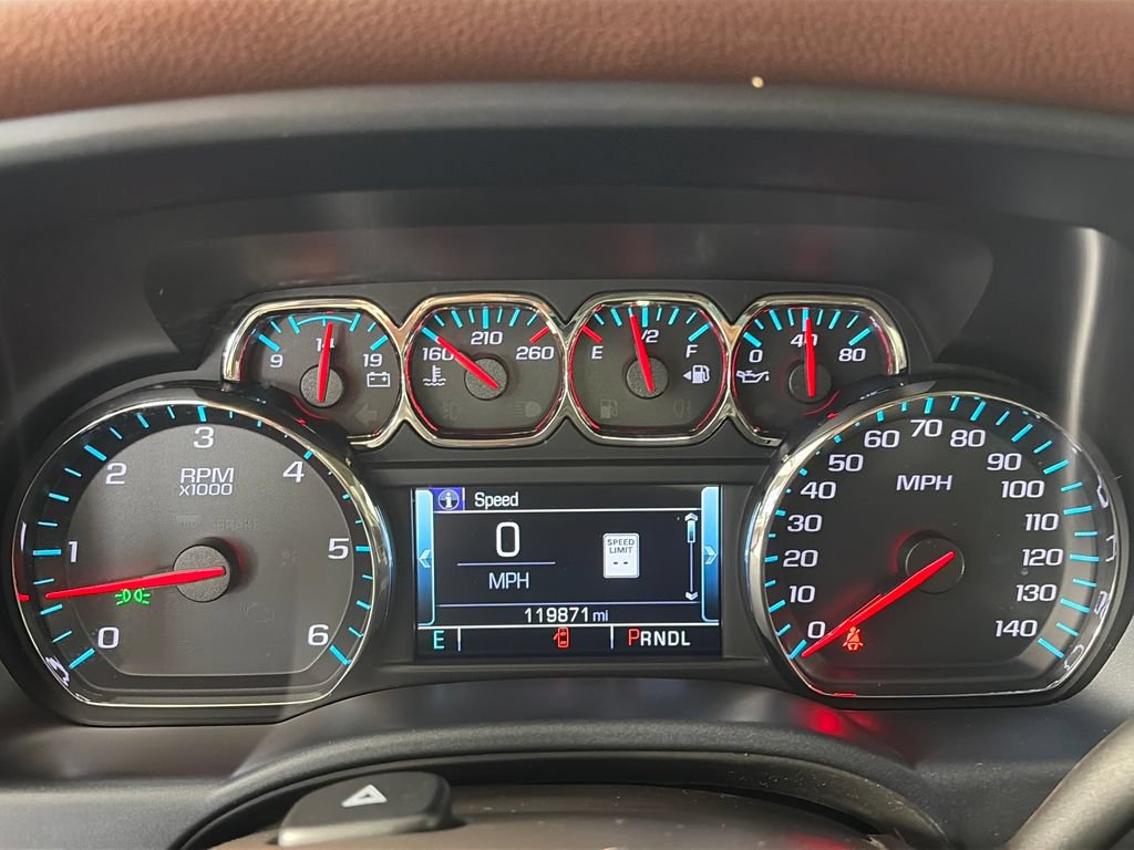 Used 2018 Chevrolet Silverado 1500 High Country AWD/4WD image 15