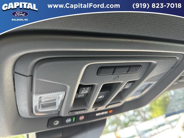 Used 2025 Chevrolet Silverado 1500 LT Trail Boss w/ LT Trail Boss Premium Package AWD/4WD image 31