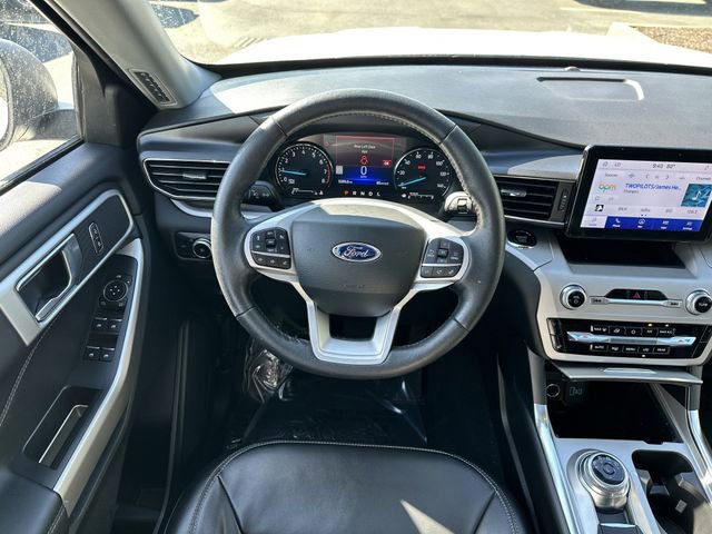 Certified 2023 Ford Explorer XLT w/ Equipment Group 202A image 16