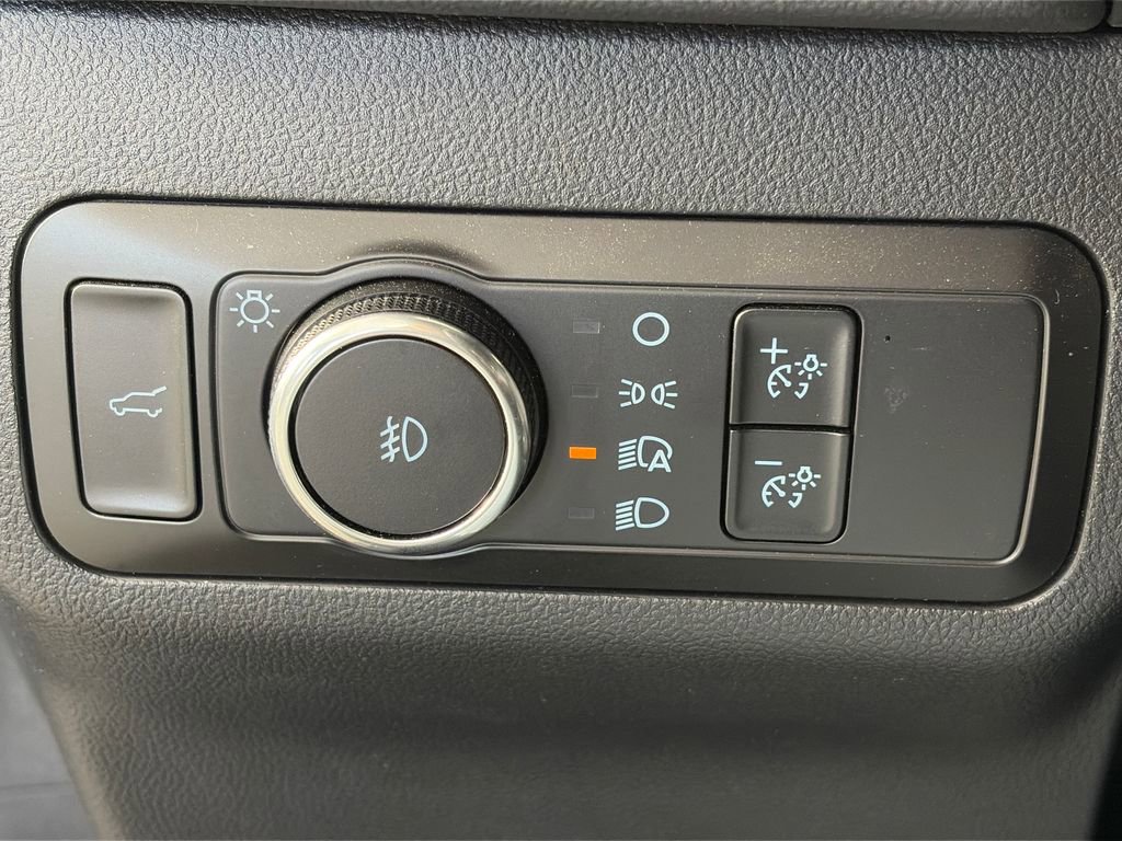 Certified 2025 Ford Escape ST-Line Select AWD/4WD image 22