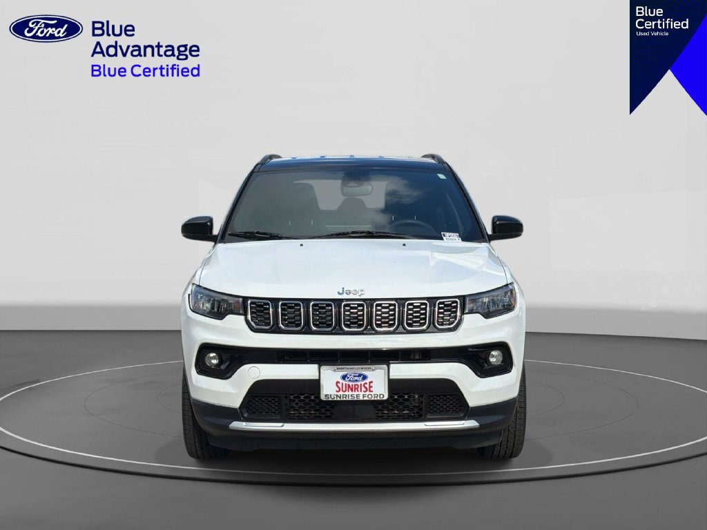 Used 2025 Jeep Compass Limited AWD/4WD image 3