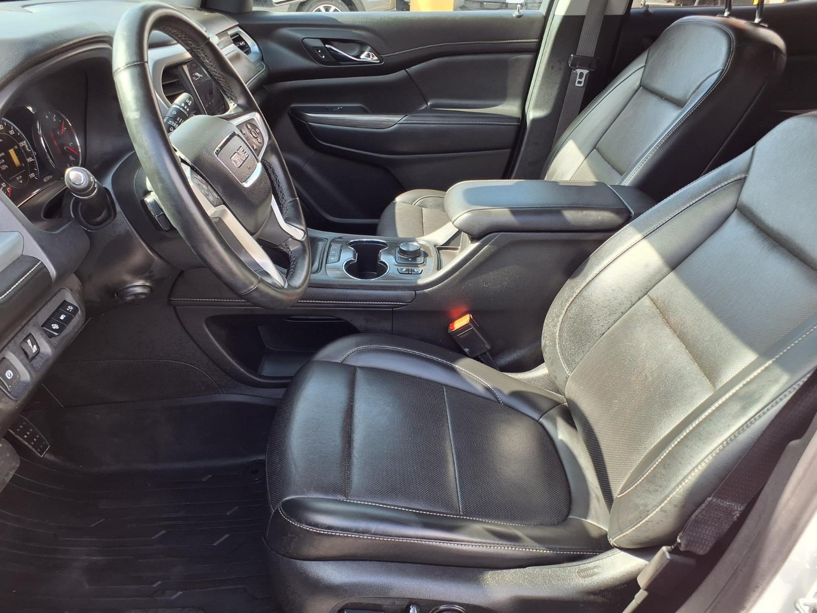 Used 2023 GMC Acadia SLT w/ Elevation Edition FWD image 15