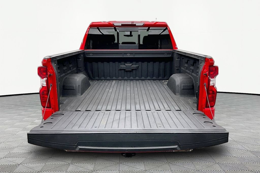 Used 2025 Chevrolet Silverado 1500 LT w/ Z71 Off-Road Package AWD/4WD image 18