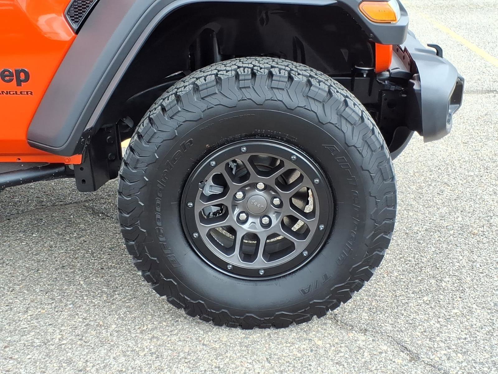 Used 2023 Jeep Wrangler Unlimited Sport AWD/4WD image 10
