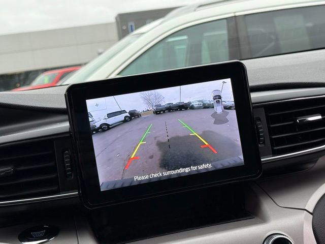 Certified 2023 Ford Explorer XLT w/ Equipment Group 202A image 4