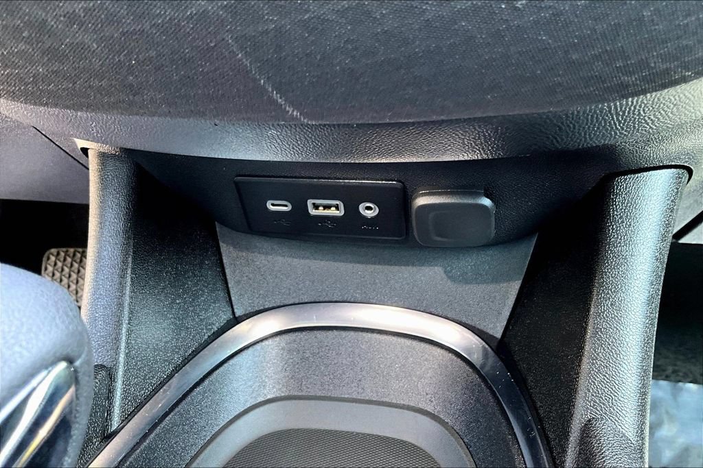 Used 2024 Chevrolet Malibu LT FWD image 18
