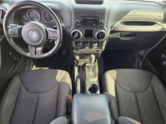 Used 2018 Jeep Wrangler Unlimited Sport w/ Connectivity Group image 24