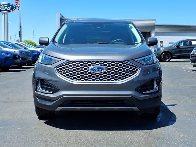 Certified 2023 Ford Edge SEL w/ Convenience Package AWD/4WD image 2