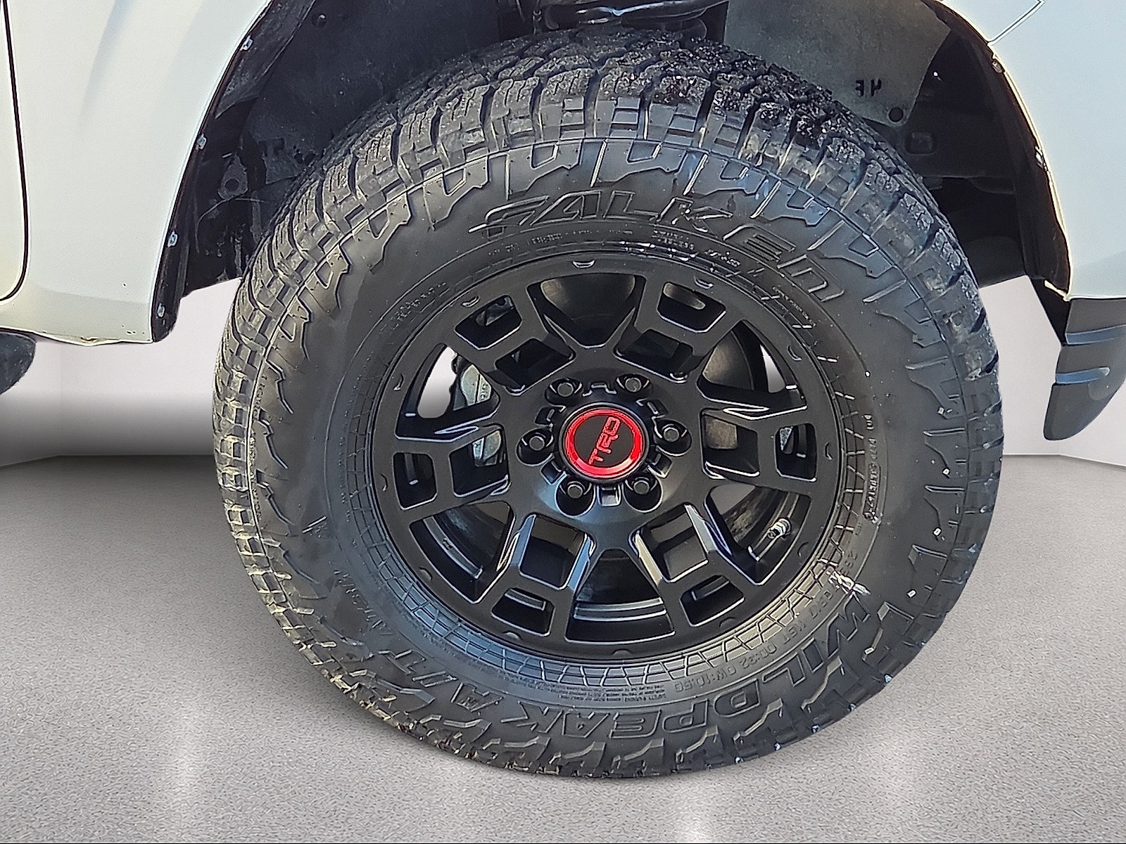 Used 2022 Toyota Tacoma SR AWD/4WD image 7